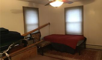 41 Enfield Ave, North Kingstown, RI 02852