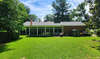3200 RUSSELL Rd, Alexandria, VA 22305