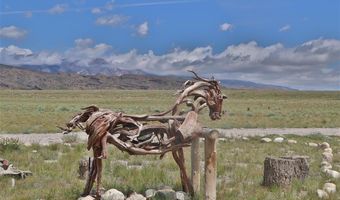 142 Tolman Rd, Clark, WY 82435