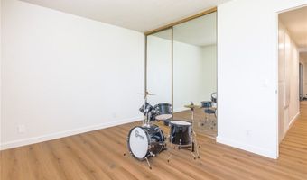 13526 La Jolla Cir 207-D, La Mirada, CA 90638