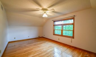 6300 Jonathan Ln, Albany, OH 45710
