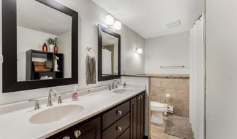 1308 Geneva Dr, Alexandria, MN 56308