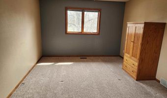 821 S Harlan, Algona, IA 50511