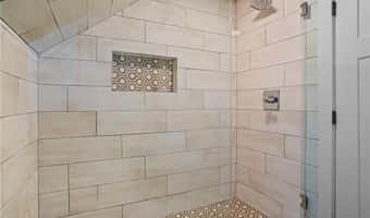 7 Lee Rd, Barrington, RI 02806