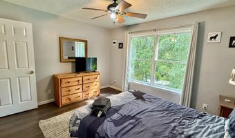 82 Tennyson Cir, Albrightsville, PA 18210
