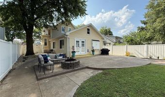 1821 Evergreen Ave, Alton, IL 62002