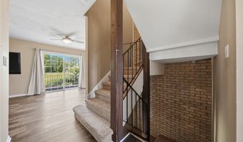 824 S Chillicothe Rd 2, Aurora, OH 44202