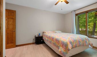 N3880 ANITA WIECKERT Road, Appleton, WI 54913