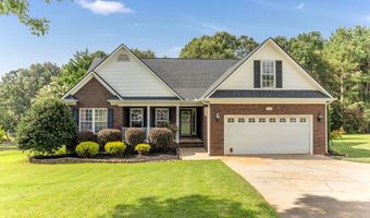 449 Shallowford Dr, Boiling Springs, SC 29316