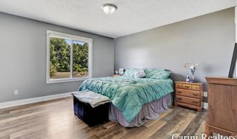 9035 Meadows Pointe Dr, Allendale, MI 49401