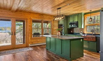 31 Dorothy Dr, Standish, ME 04084