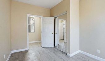 10464 Calico Pines Ave, Las Vegas, NV 89135