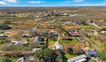 682 STUART Rd, Adkins, TX 78101