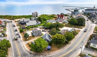 442 Dodge St, Block Island, RI 02807