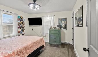 102 W Sims Ave, Albertville, AL 35950