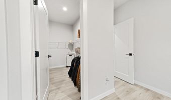 13521 W 12th Ave, Airway Heights, WA 99001