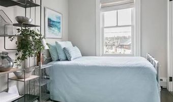 16 Carroll Ave, Newport, RI 02840