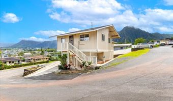 45-567 Keaahala Rd A, Kaneohe, HI 96744