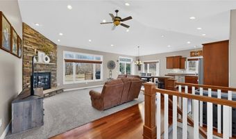 1442 30th St NW, Austin, MN 55912