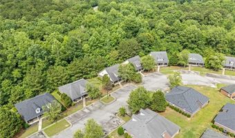 807 W LONGLEAF Dr 10, Auburn, AL 36832
