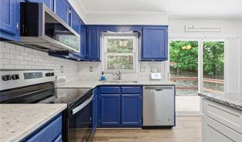 638 Woodland Cir, Asheboro, NC 27203