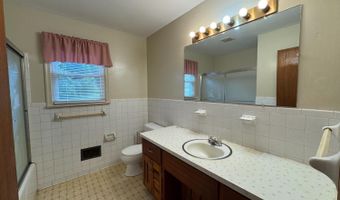 888 Oakville Rd, Appomattox, VA 24522