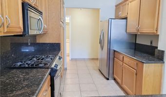 948 Lloyd George Dr, Henderson, NV 89052