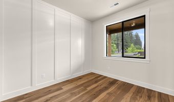 916 SE 35TH St, Battle Ground, WA 98604