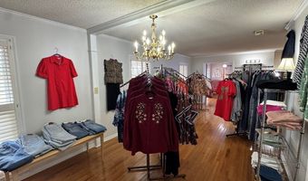 240 Whittle Cir, Ashburn, GA 31714