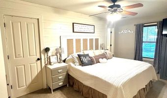 73 Worley Dr, Apalachicola, FL 32320