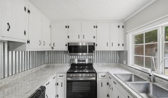 208 County Road 44, Athens, TN 37303