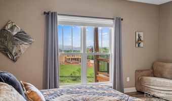 16 Enchanted Oak Ln, Alexander, NC 28701