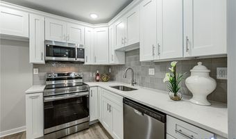 7 Trotter Mill Rd, Ashland, VA 23005