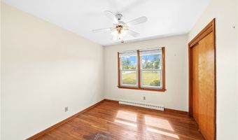 982 W Garfield Rd, Aurora, OH 44202