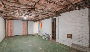11 Namcook Rd, Narragansett, RI 02882