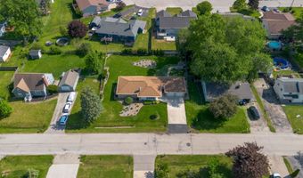 2627 W HEATHER Ave, Appleton, WI 54914