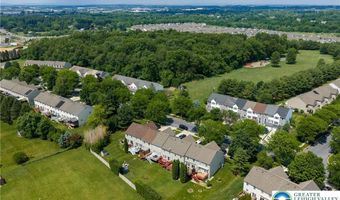1658 Pinewind Dr, Alburtis, PA 18011
