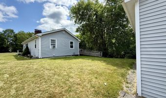 111 Washington St, Baileyville, ME 04694