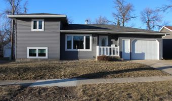 215 E 10th Ave, Webster, SD 57274
