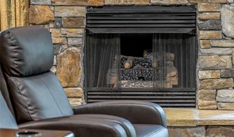 37 Gaston Mountain Rd, Asheville, NC 28806