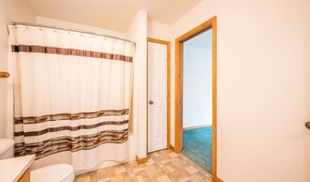 1724 Middle Pt, Alger, MI 48610