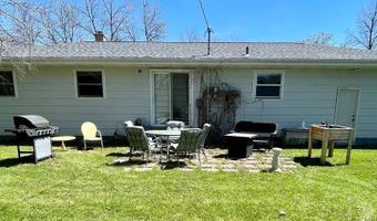 624 Kersten St, Bottineau, ND 58318
