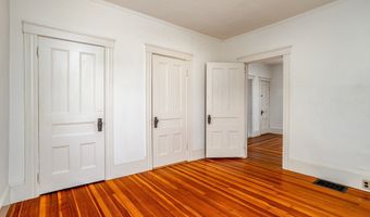 40 Washington St, Ayer, MA 01432
