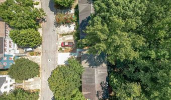 6614 Meadow Grn, Peachtree Corners, GA 30092
