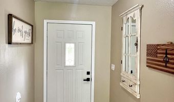 603 Lakeview Dr, Aurora, MO 65605