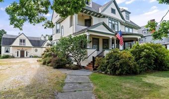 124 Elm St, Bennington, VT 05201