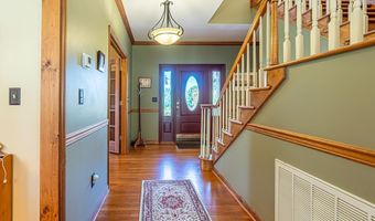 19422 Stirrup Dr, Abingdon, VA 24211