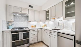 4977 BATTERY Ln #1-210, Bethesda, MD 20814