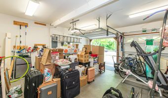 91 Nutmeg Rd, Aberdeen, NJ 07747
