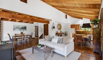 925 Old Farm Ln, Aptos, CA 95003